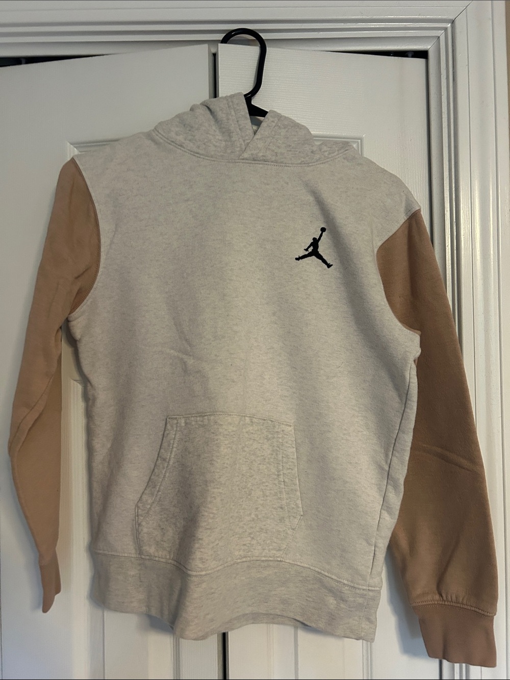 Jordan Two-Tone Pullover Hoodie in Light Gray and Tan